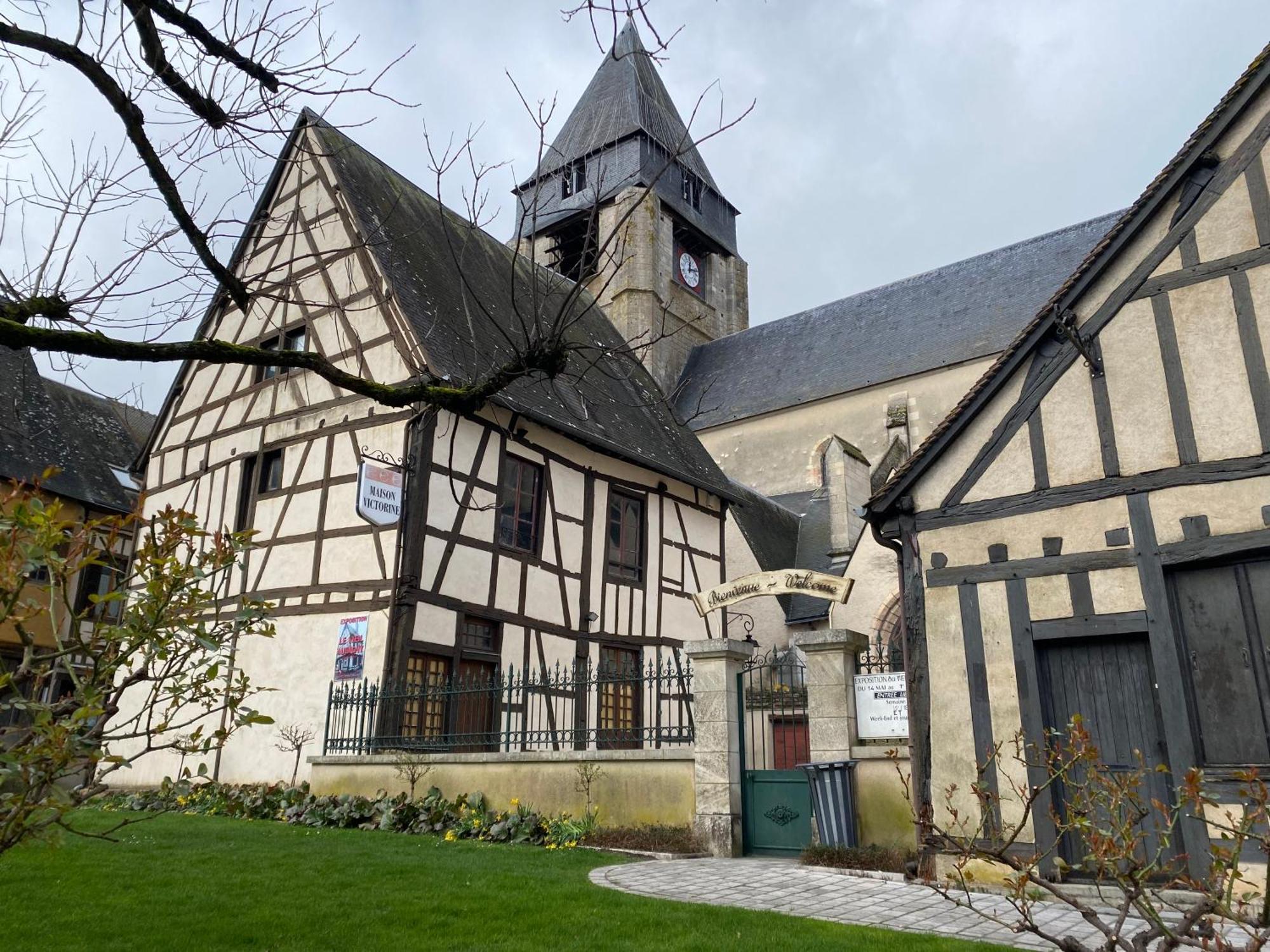 La Cabane Aubigny-sur-Nere Exterior photo